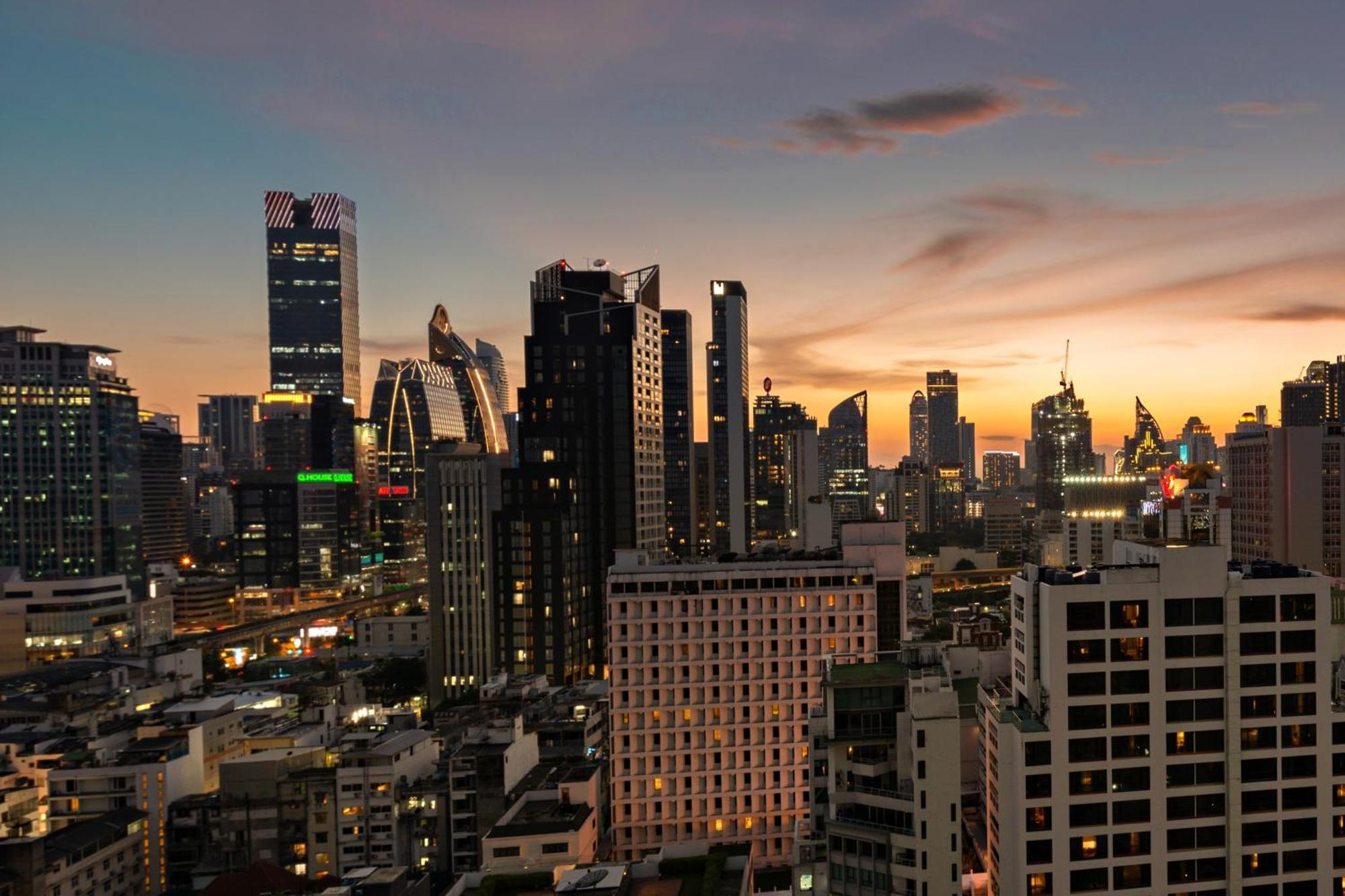 Апартаменты The Echelon Sukhumvit 11 By Lefoyer Бангкок Экстерьер фото