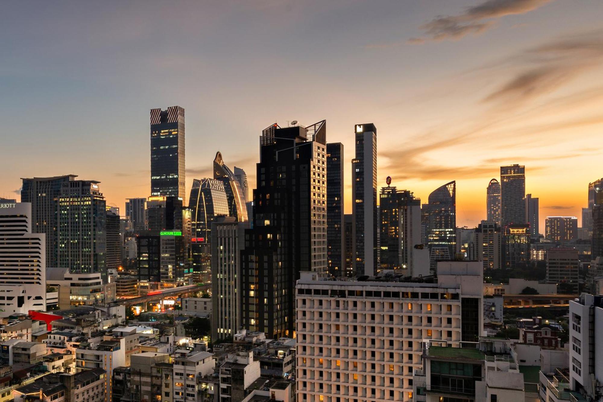 Апартаменты The Echelon Sukhumvit 11 By Lefoyer Бангкок Экстерьер фото