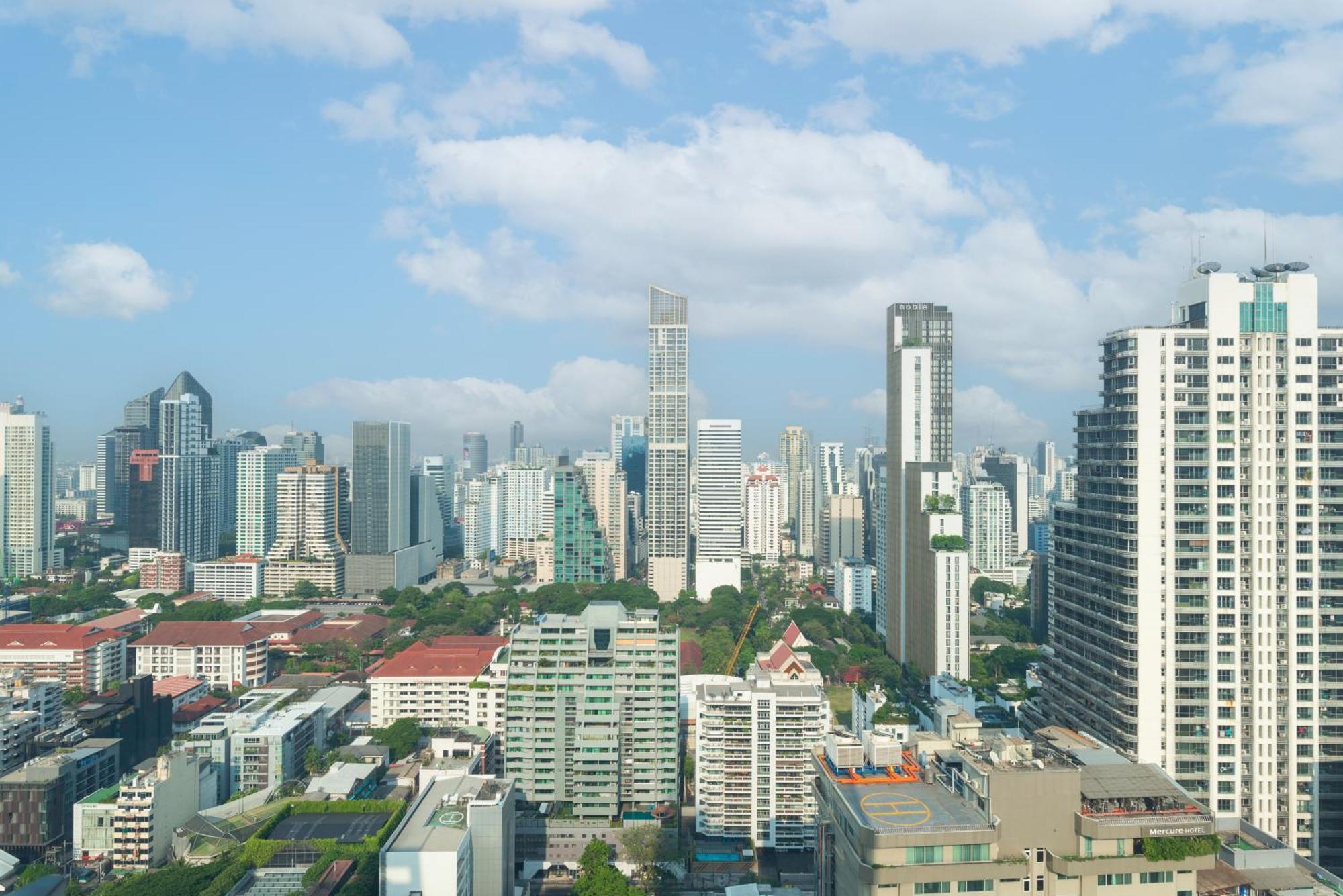 Апартаменты The Echelon Sukhumvit 11 By Lefoyer Бангкок Экстерьер фото